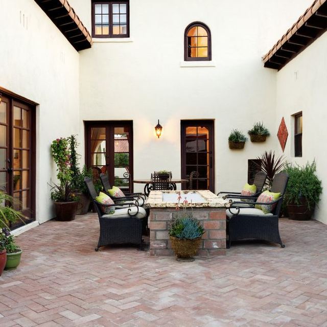 Spanish-style courtyard patio in Queen Creek, Arizona